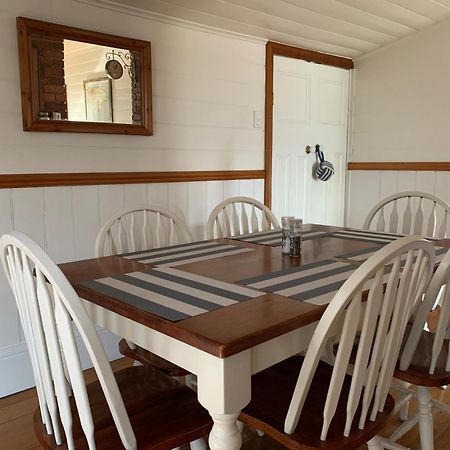 That Seaside Cottage - Fully Equipped Home, 4 Bedrooms On The Foreshore Tooradin Экстерьер фото